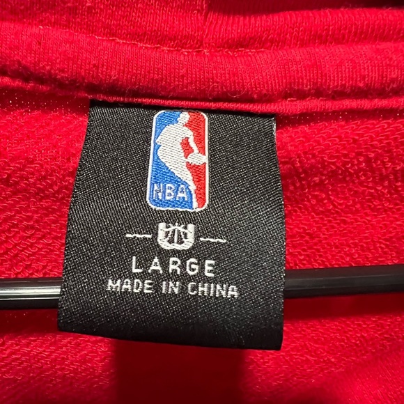 NBA Philadelphia 76ers Red Cowl/Funnel Neck Pullover sz Large - Picture 2 of 9